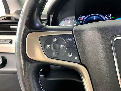 Used 2017 GMC Yukon Denali w/ Open Road Package RWD image 21