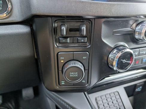 New 2026 Ford F250 Platinum AWD/4WD image 12