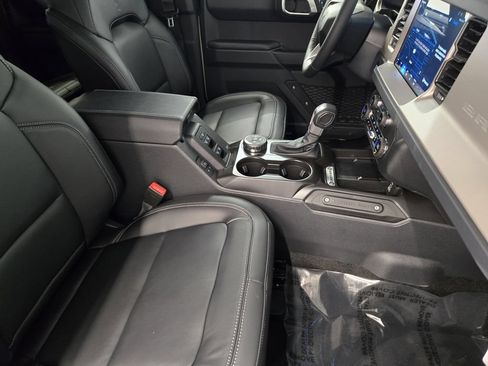 New 2026 Ford Bronco Outer Banks AWD/4WD image 13
