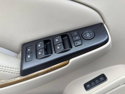 Used 2017 GMC Yukon Denali w/ Open Road Package RWD image 12
