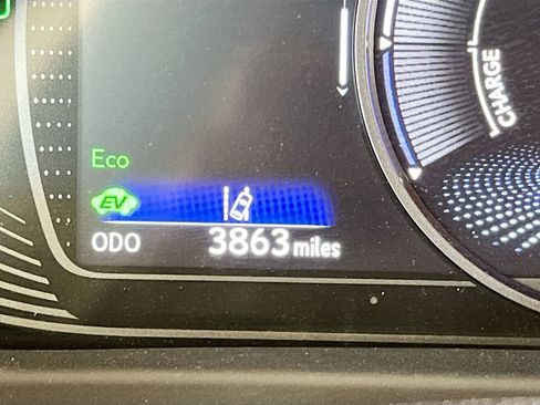 Used 2024 Lexus UX 250h 250h Premium image 12