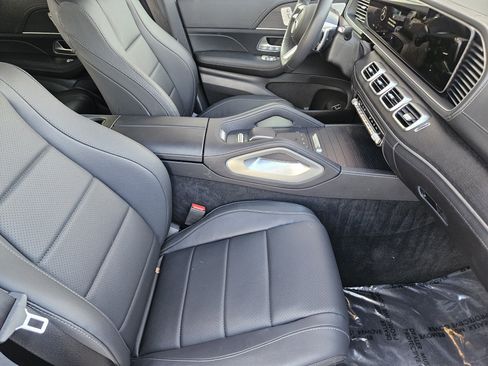 Certified 2025 Mercedes-Benz GLS 450 4MATIC image 14