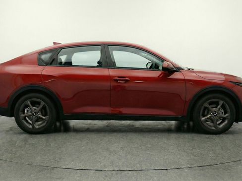 Used 2025 Kia K4 LXS image 11