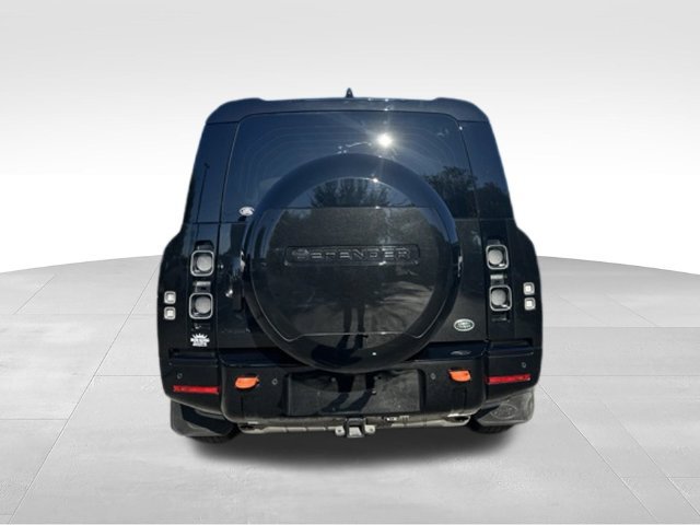 Used 2023 Land Rover Defender 130 X AWD/4WD image 4