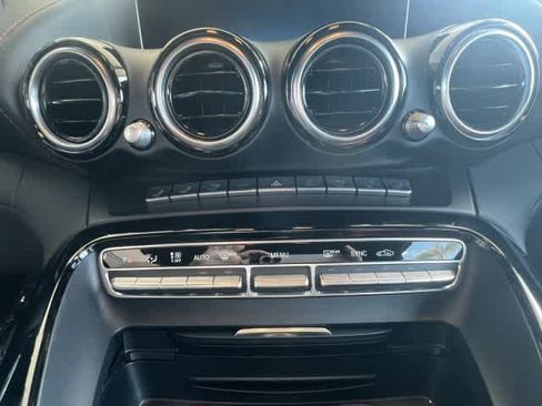 Used 2018 Mercedes-Benz AMG GT Roadster image 30