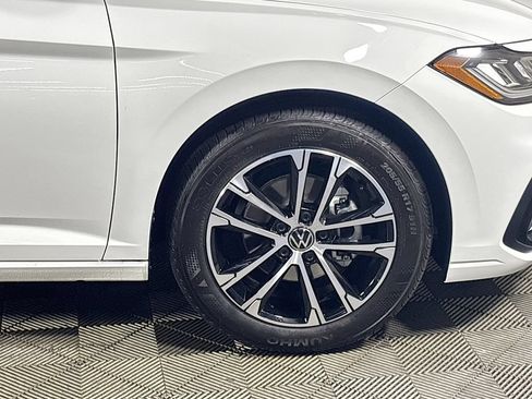 Used 2025 Volkswagen Jetta Sport FWD image 24