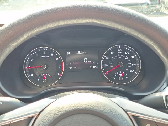 Used 2022 Kia Forte LXS w/ LXS Technology Package FWD image 16