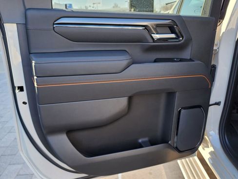 New 2026 GMC Sierra 2500 AT4 w/ AT4 Premium Plus Package AWD/4WD image 44