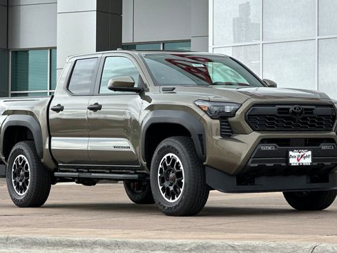 New 2026 Toyota Tacoma TRD Off-Road AWD/4WD image 2