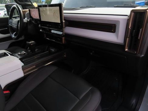 Used 2024 GMC Hummer EV 2X image 48