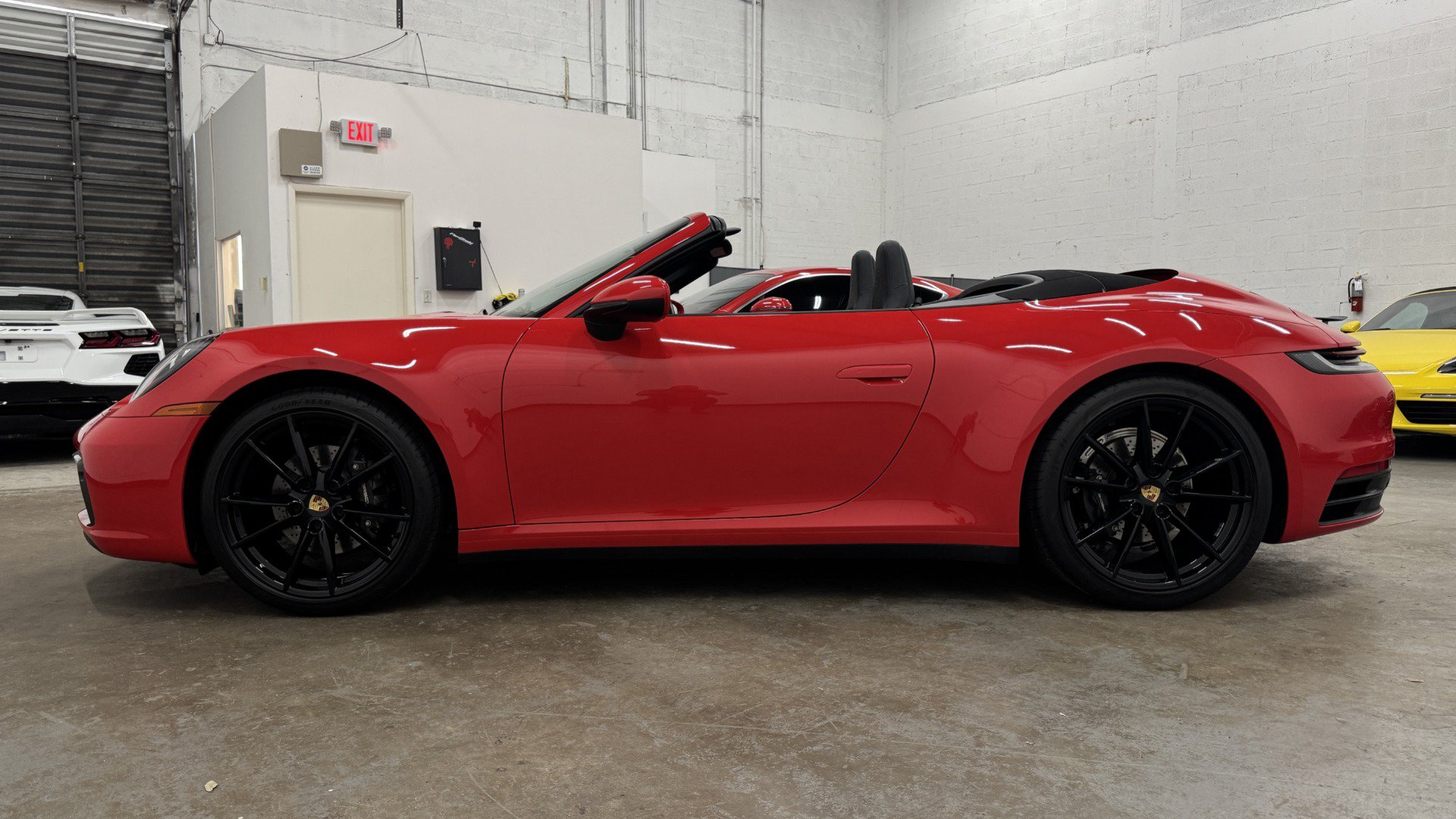 Used 2022 Porsche 911 Carrera RWD image 35