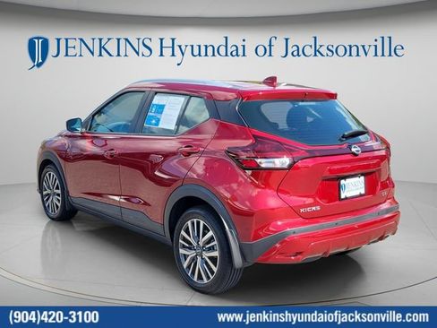 Certified 2023 Nissan Kicks SV FWD image 8