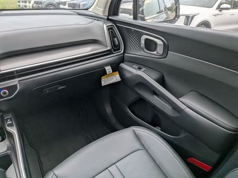 New 2026 Kia Sorento S w/ S Panoramic Sunroof Package FWD image 17