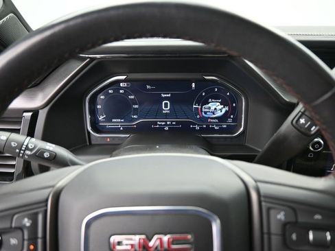 Used 2025 GMC Sierra 2500 AT4X image 11