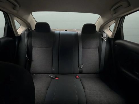 Used 2019 Nissan Sentra S FWD image 18