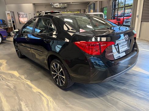 Used 2017 Toyota Corolla SE FWD image 31