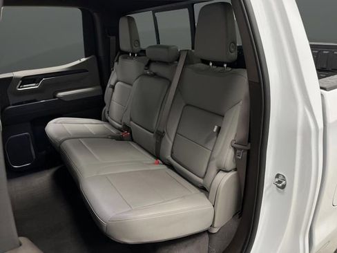 Used 2023 GMC Sierra 1500 SLT w/ SLT Premium Plus Package image 33