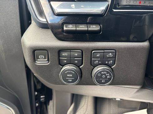 Certified 2024 Chevrolet Silverado 1500 High Country w/ High Country Premium Package image 21