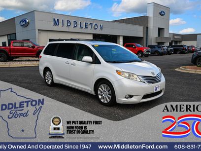 Used 2011 Toyota Sienna Limited w/ Premium Pkg