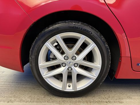 Used 2017 Lexus CT 200h w/ Accessory Package image 9