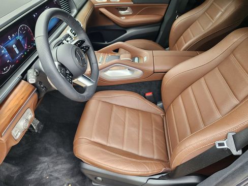 Used 2024 Mercedes-Benz GLS 450 4MATIC w/ AMG Line Exterior image 12