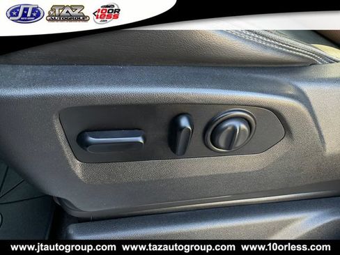 Used 2020 Chevrolet Silverado 1500 High Country w/ Technology Package AWD/4WD image 19