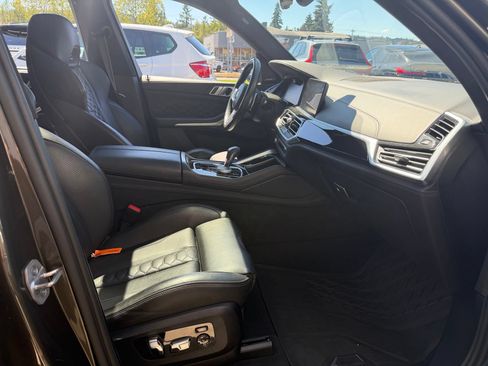 Used 2022 BMW X5 M w/ Competition Package 2 AWD/4WD image 24