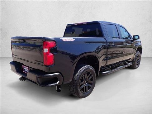 Used 2025 Chevrolet Silverado 1500 Custom Trail Boss w/ Turbomax Blackout Package AWD/4WD image 4
