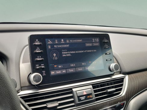 Used 2018 Honda Accord EX image 26