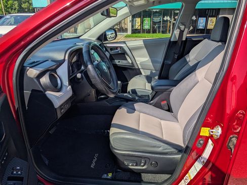 Used 2013 Toyota RAV4 Limited AWD/4WD image 15