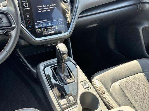 Used 2024 Subaru Crosstrek 2.5i Limited w/ Crosstrek Mirror Package image 12