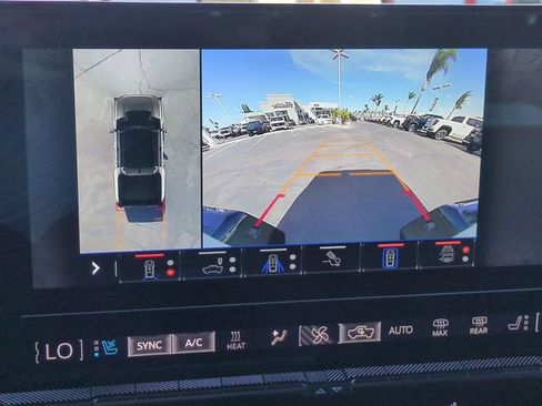 Used 2025 GMC Hummer EV 2X AWD/4WD image 15