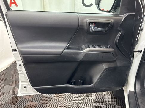 Used 2023 Toyota Tacoma TRD Sport image 22