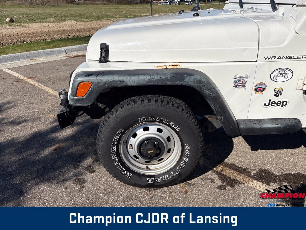 Used 1999 Jeep Wrangler SE AWD/4WD image 17