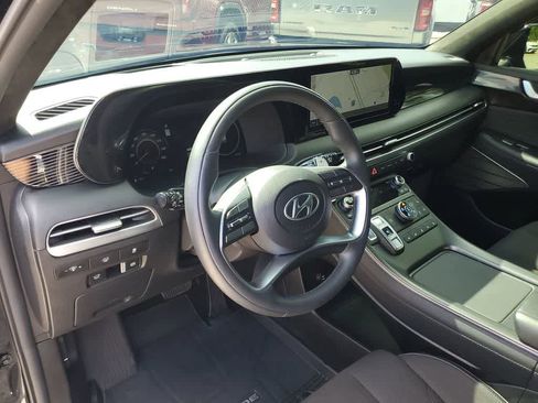 Used 2024 Hyundai Palisade Calligraphy image 24