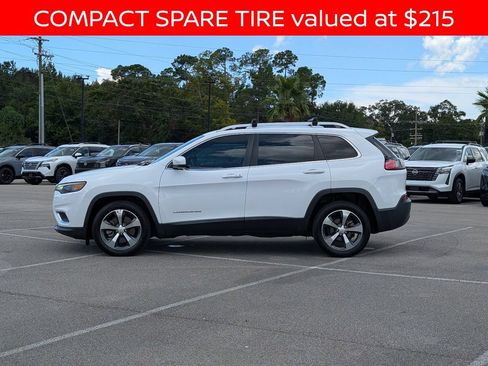 Used 2019 Jeep Cherokee Limited FWD image 2