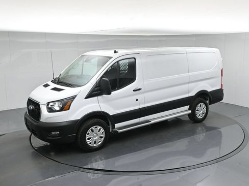 Certified 2025 Ford Transit 250 Low Roof w/ Exterior Upgrade Package RWD image 38