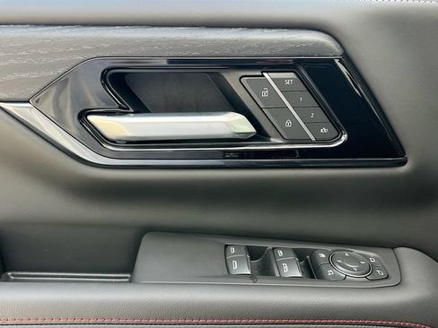 New 2026 GMC Yukon XL AT4 Ultimate AWD/4WD image 13