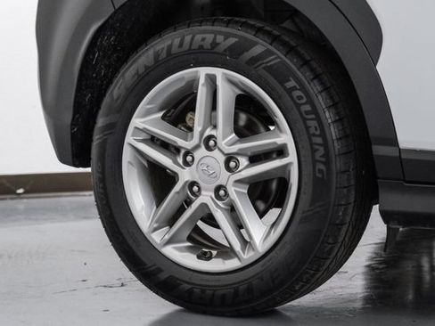 Used 2021 Hyundai Kona SE FWD image 62