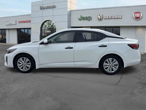 Used 2025 Nissan Sentra S FWD image 4