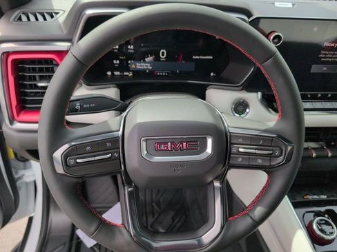 New 2026 GMC Canyon AT4X w/ AT4X AEV Edition AWD/4WD image 11