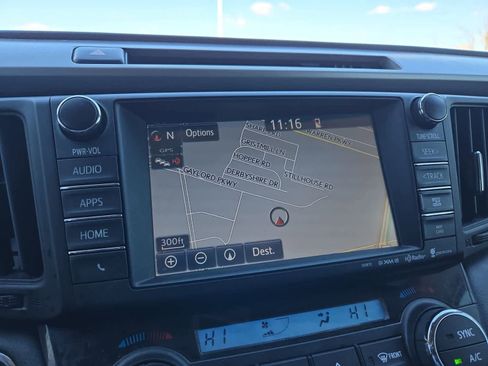 Used 2018 Toyota RAV4 Adventure image 30