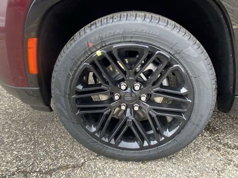 New 2024 Jeep Wagoneer L Series II image 10