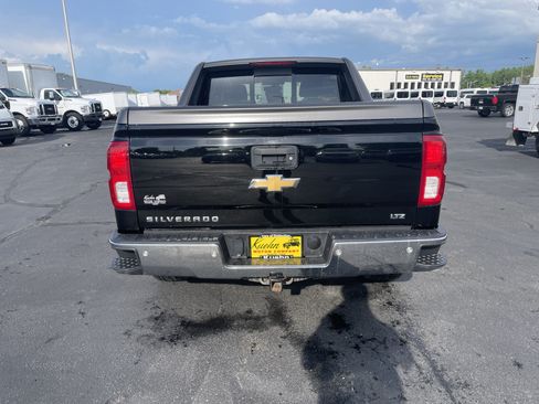Used 2018 Chevrolet Silverado 1500 LTZ w/ High Desert Package AWD/4WD image 7