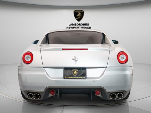 Used 2009 Ferrari 599 GTB Fiorano RWD image 5