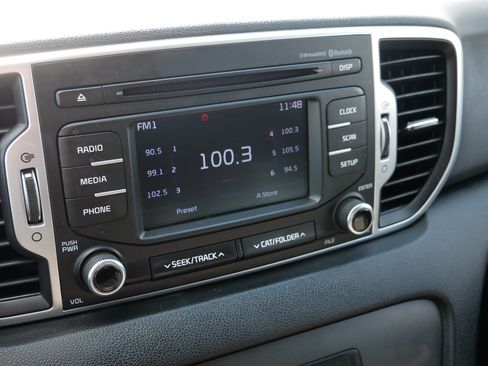 Used 2018 Kia Sportage LX image 21