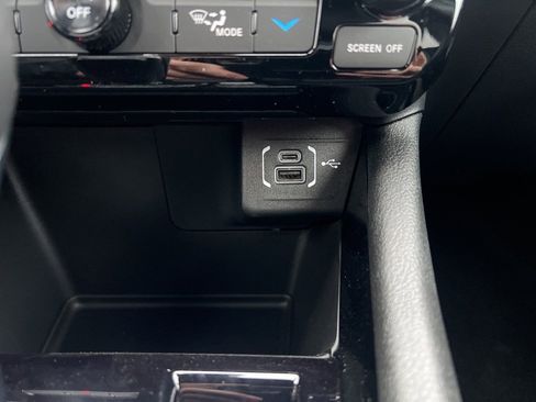 New 2026 Jeep Compass Limited image 30