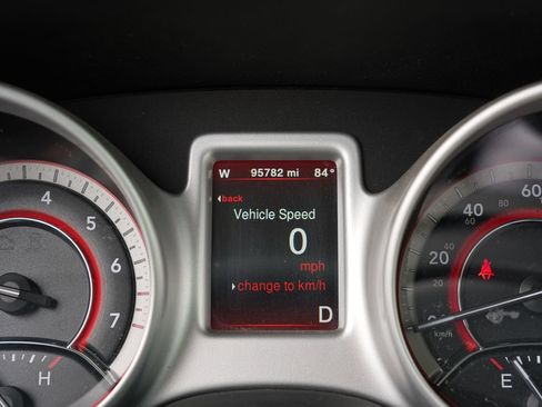 Used 2018 Dodge Journey SE w/ Safe & Sound Group AWD/4WD image 31