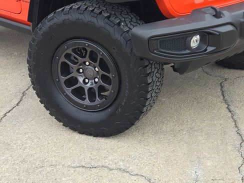 Certified 2023 Jeep Wrangler Unlimited Sport image 3