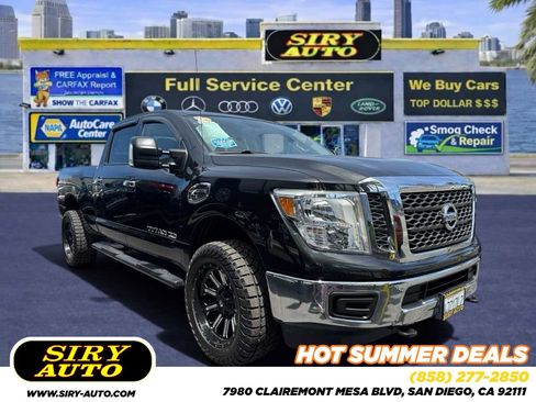 Used 2017 Nissan Titan SV AWD/4WD image 1